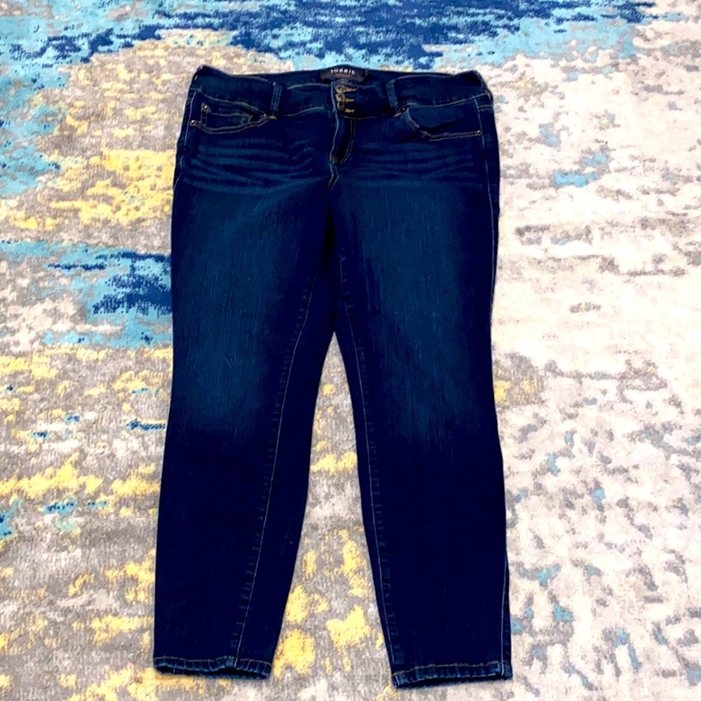 EUC Torrid Size 16R Premium Stretch Skinny Jeans Jegging Plus Size